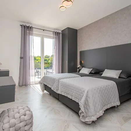 Villa Delecto Sea View Kamenjak, *